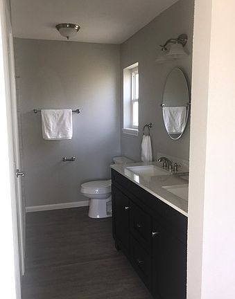 5th image of 611 Deer Trail Dr