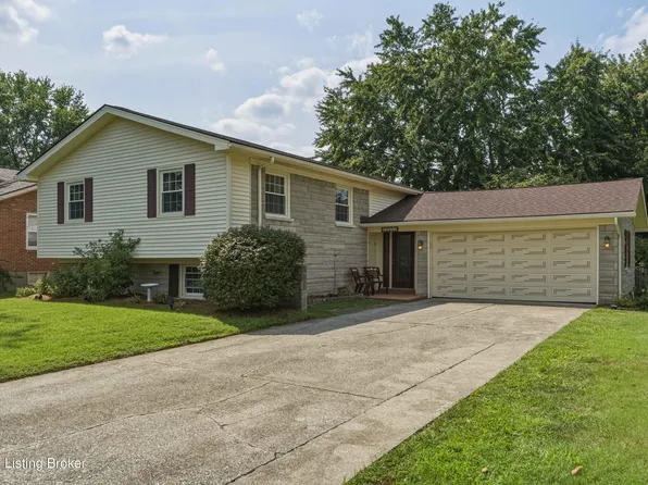 11000 Oliverda Dr, Louisville, KY 40272
