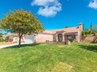 1033 Fairwind Ave, Rosamond, CA 93560