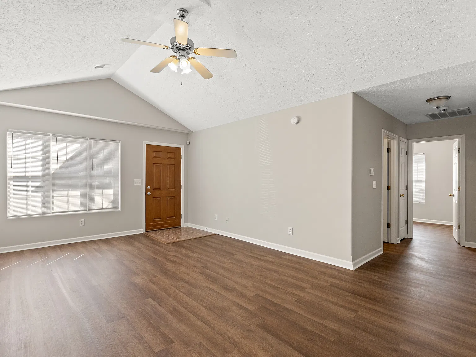 137 Blue Heron Place - 1 — Photo 4
