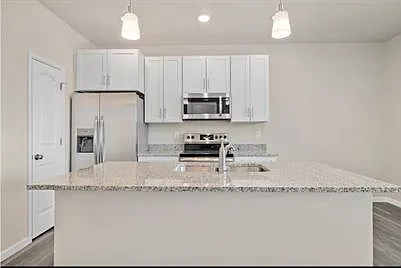 1431 Richard Martin Drive - 202 — Photo 4