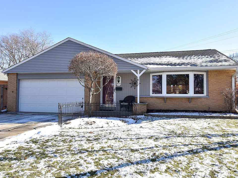 1st image of 8133 W Raymond Ln