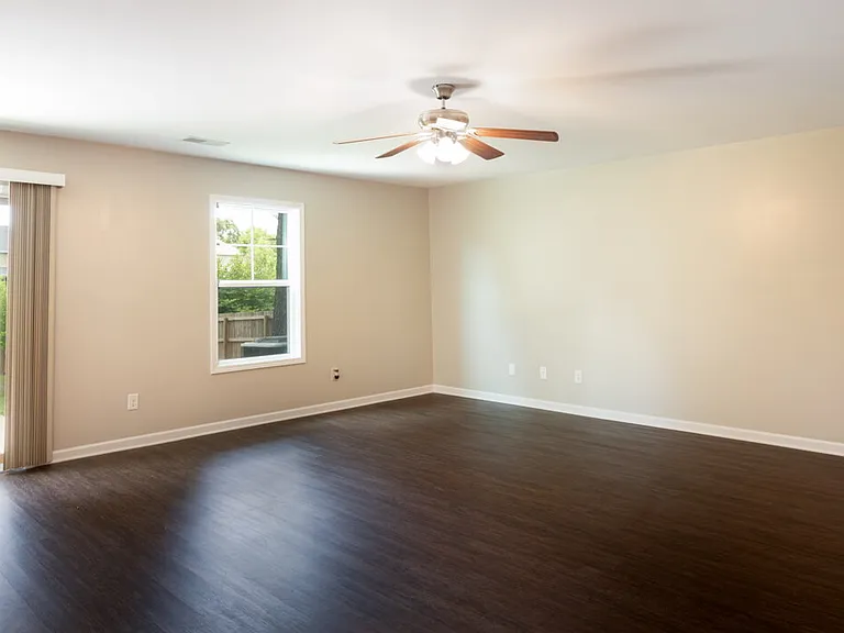 1772 Trevino Dr — Photo 4
