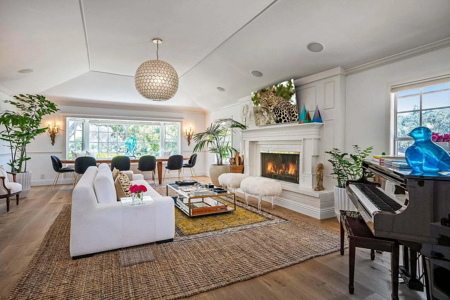 4 bed, 3.5 bath, $28,000 — Photo 2