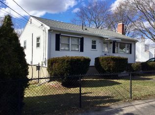 34 Willow St, Woburn, MA 01801