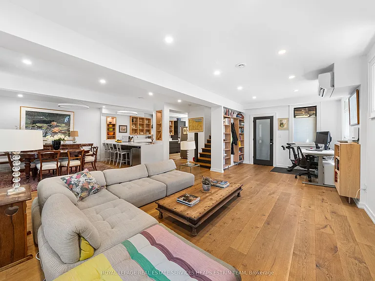 115 Robinson St — Photo 11