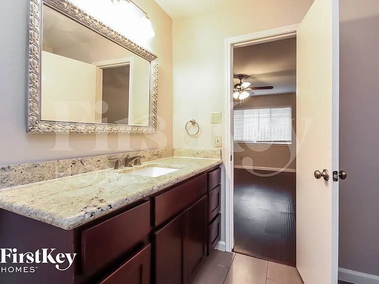 3618 Quail Meadow Dr — Photo 10