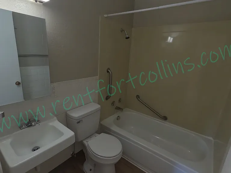 1112 Columbine Ct #15 — Photo 14