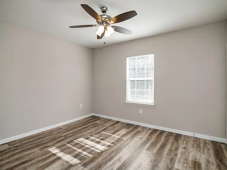 3308 E Rosedale St — Photo 5