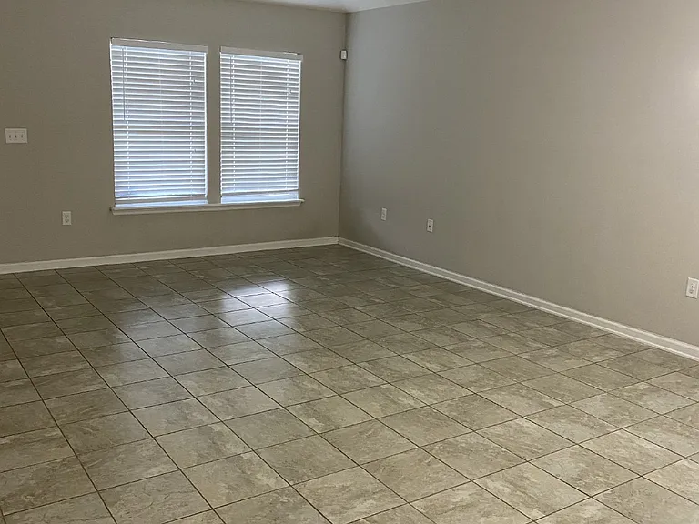 7400 Benes Trl — Photo 20