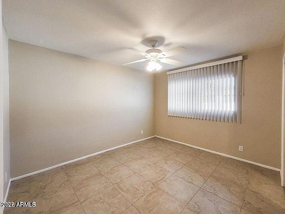 4th image of 810 E COLTER Street #34