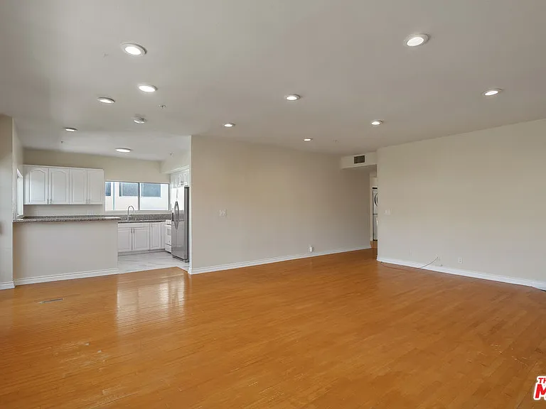 923 Euclid St #201 — Photo 5
