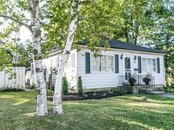 81 Wellington St E, Barrie, ON L4M 2C3