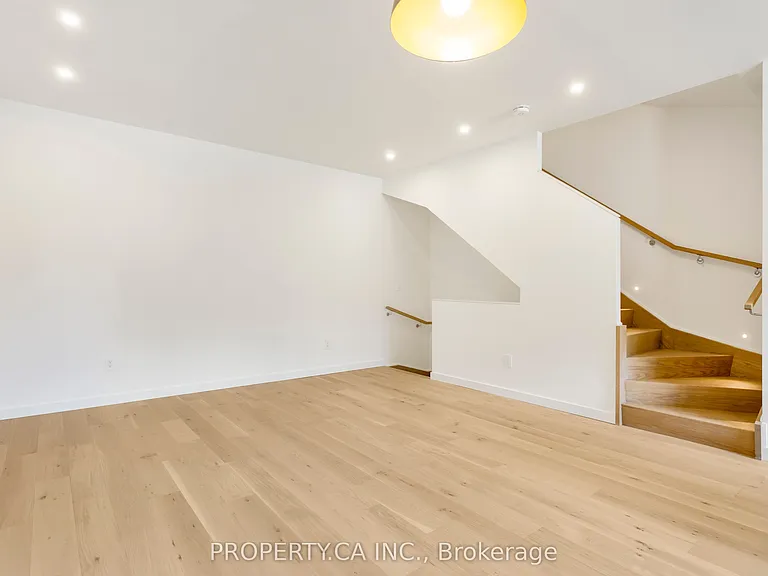 301 Keele St #1 — Photo 11