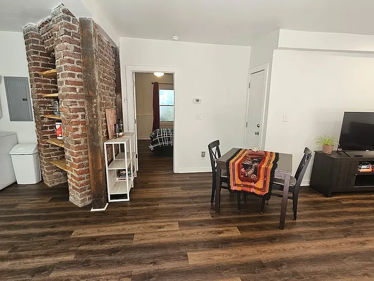 675 Lexington Ave SW #B — Photo 10