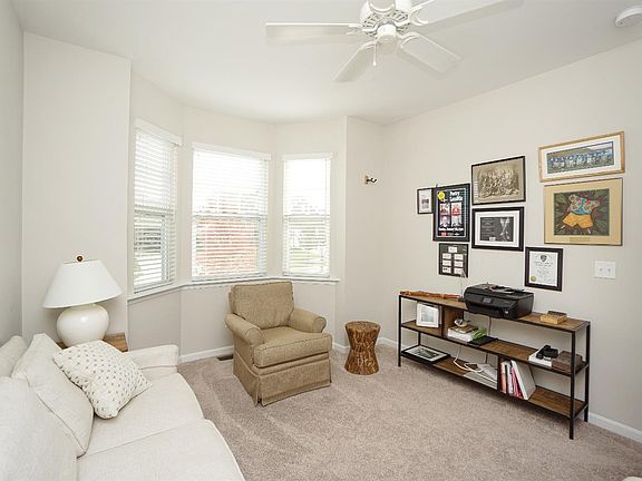 5th image of 5225 Lower Lake Dr