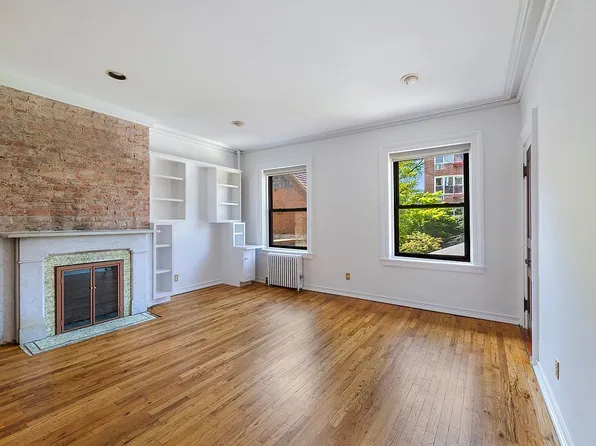 44 Remsen St APT 8, Brooklyn, NY 11201
