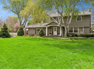 2135 Shadyview Ln N, Plymouth, MN 55447