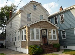 18717 Liberty Ave, Saint Albans, NY 11412