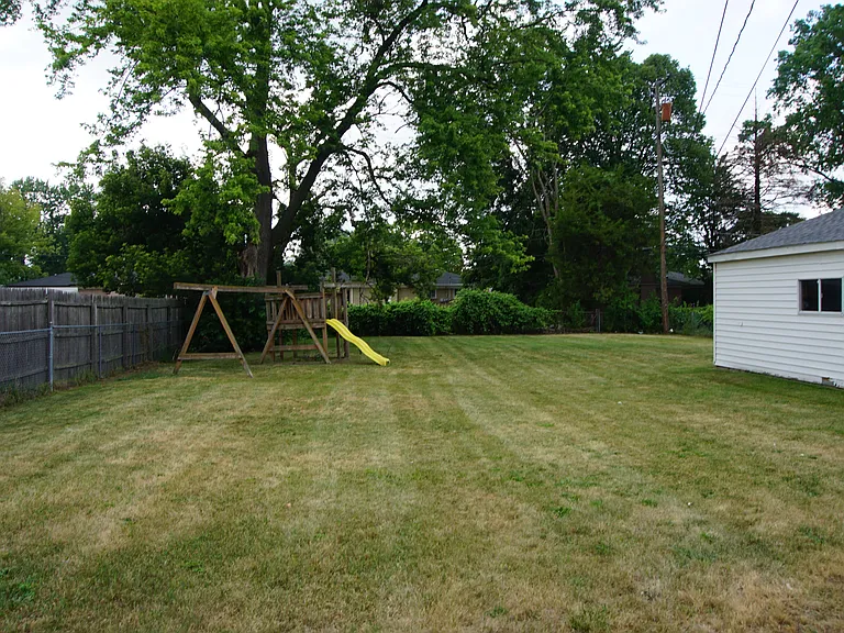 3649 Stolzenfeld Ave — Photo 5