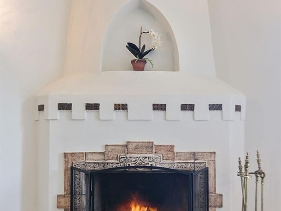 3rd image of 2334 Funston Ave
