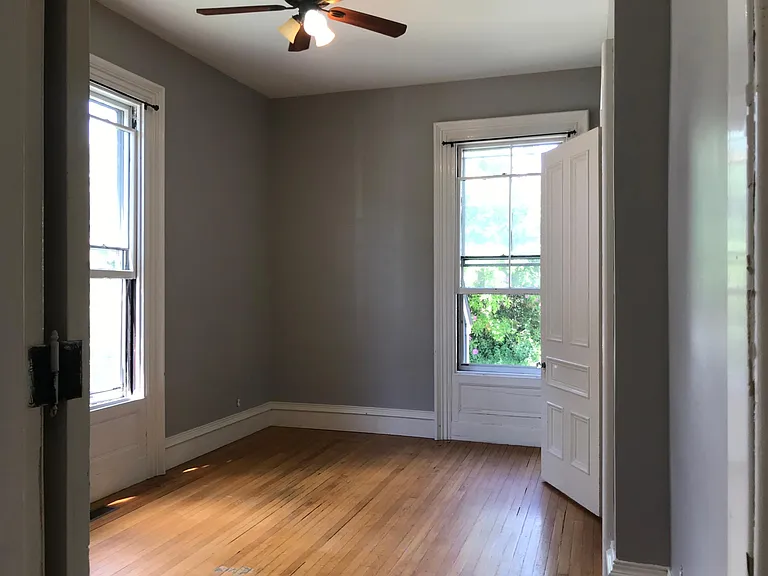 420 E Merrimack St #2 — Photo 8