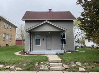 1019 17th St, Rockford, IL