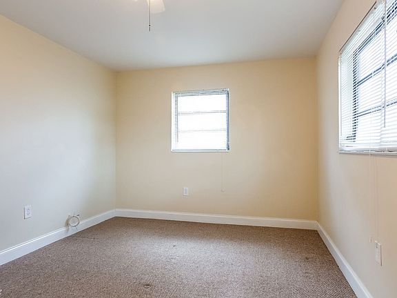 13220990-ff00-4b1d-98df-4e2004119203-w_1500-h_1000