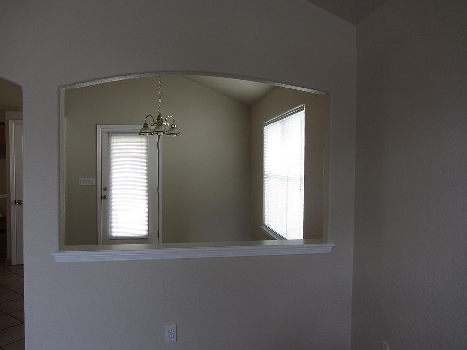 1st image of 1719 Gambel Quail Dr