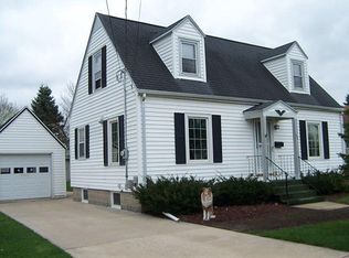 305 Doty St, Waupun, WI 53963
