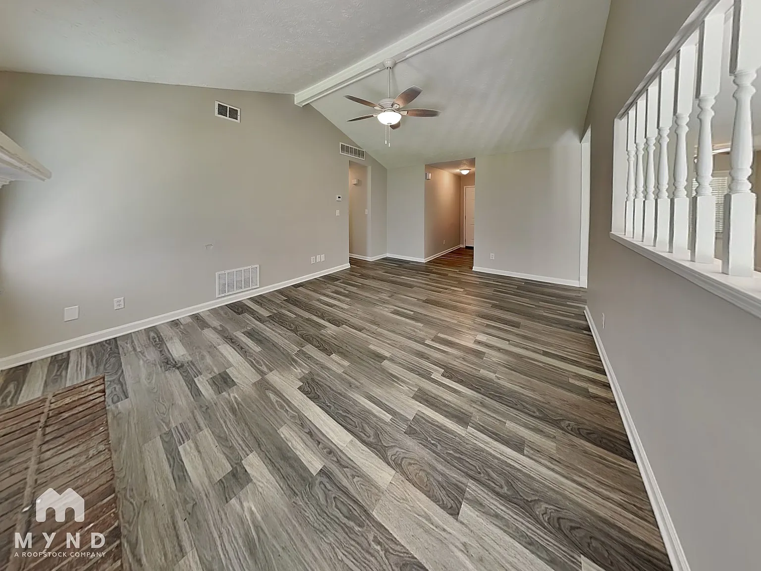 3 bed, 2.0 bath, 1353 sqft, $1,695 — Photo 3