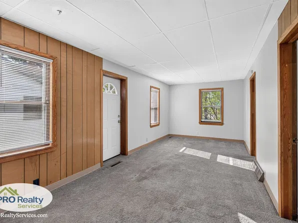2190 2nd Ave, Newport, MN 55055