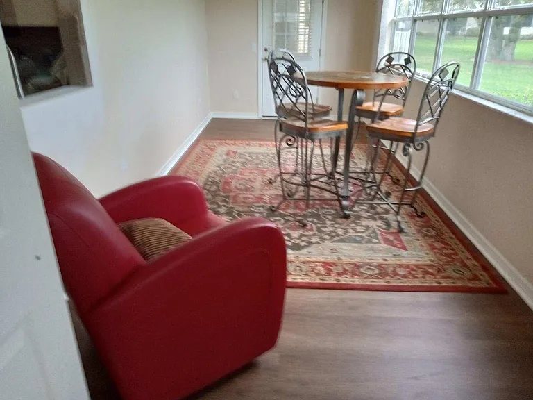 1212 Palmetto Dr — Photo 10