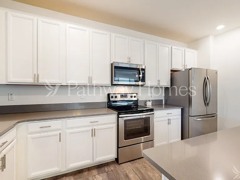 16604 W Sierra St — Photo 8