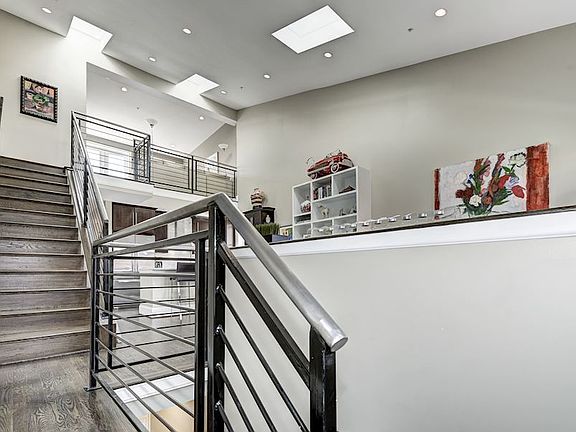 ENTRY FOYER