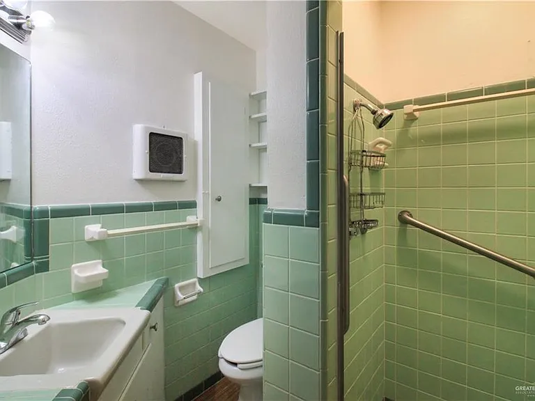 609 E Walnut Ave S — Photo 11