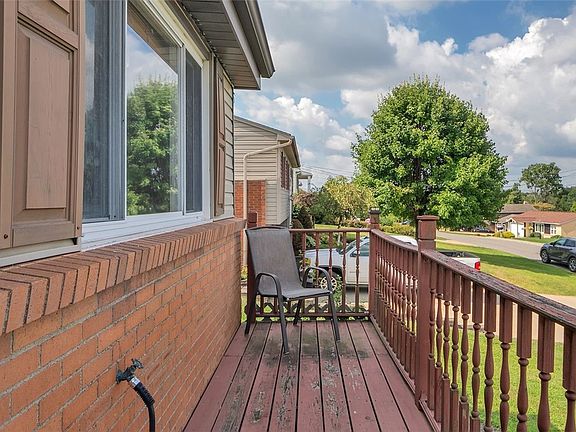 4th image of 129 Penn Woods Dr