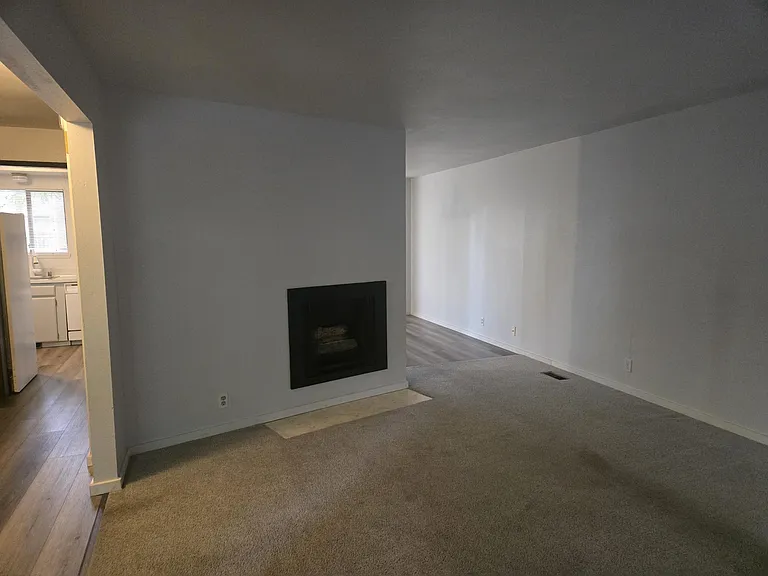 2788 Cheryl St — Photo 8