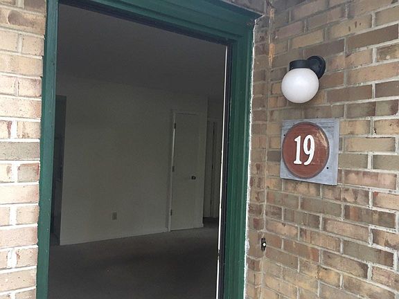 2nd image of 2918 S Greenwood Dr APT 19