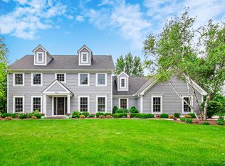 7727 Dairy Ln, Crystal Lake, IL 60014
