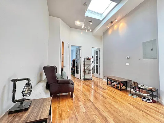 Rented by Doorway NYC, LLC | media 15