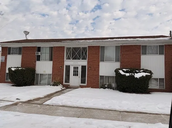 2057 12th St #2055, Wyandotte, MI 48192