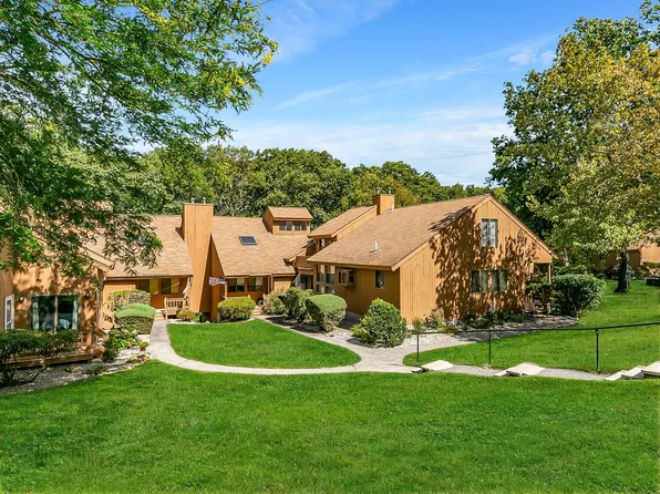21 W Parish Ct Unit 21, Haverhill, MA 01832