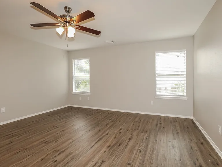 21118 Bridgemeadows Ln — Photo 13