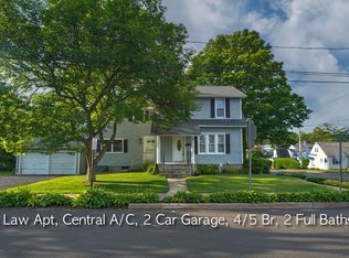 6 Thompson St, Fairfield, CT 06825