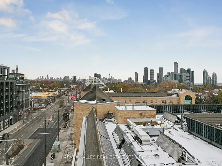 801 The Queensway #706 — Photo 4
