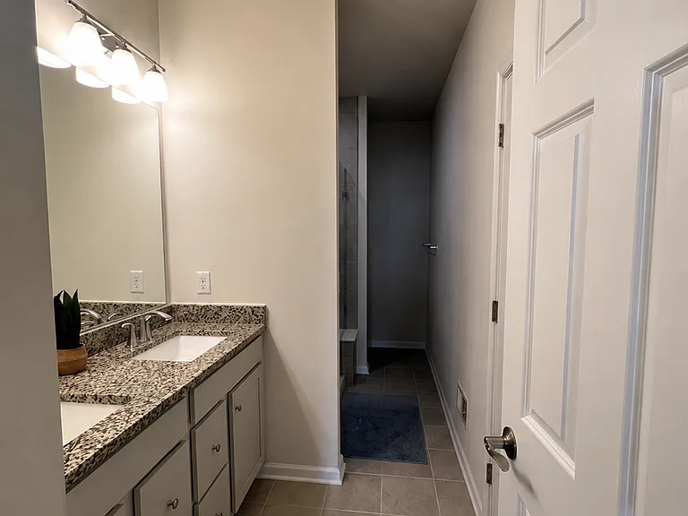 5 Sadie Cir #5105 — Photo 6