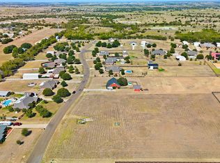 Sky Way, Rhome, TX 76078