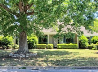 130 Lake Forest Dr, Montgomery, AL 36117