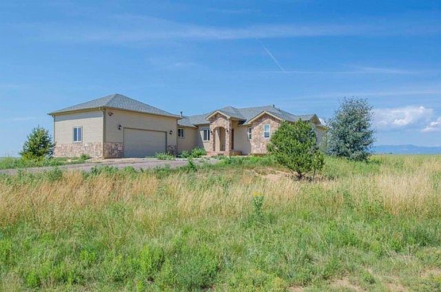 1st image of 2020 Terri Lee Dr